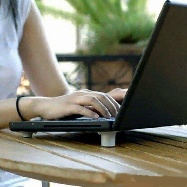 Bộ 4 nút chống nóng laptop