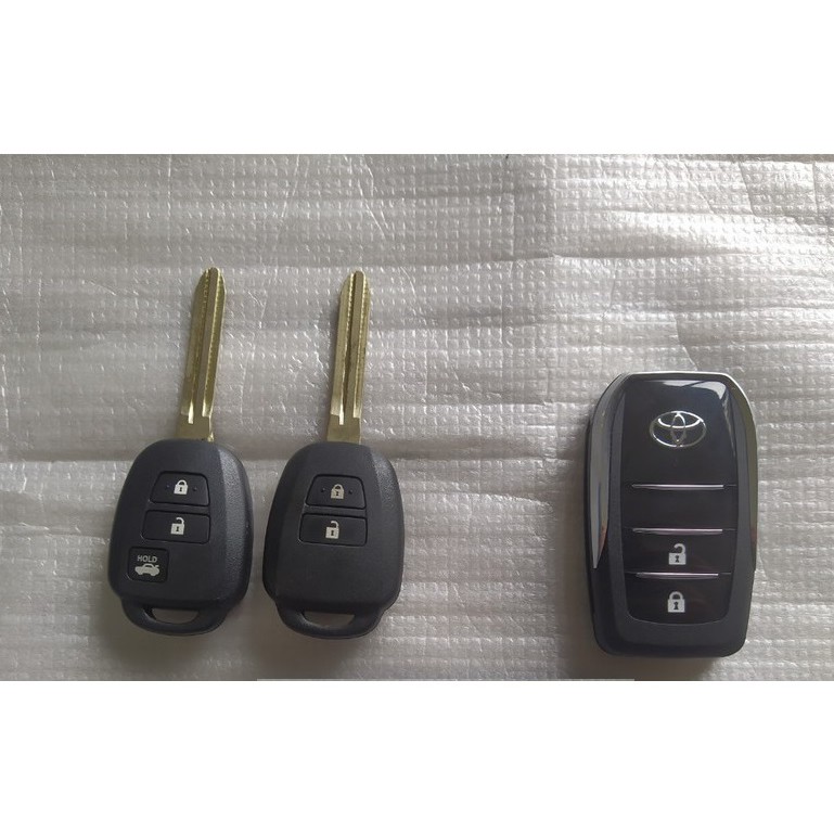Vỏ chìa khóa gập Toyota Vios &amp; Innova, Yaris, Corolla Altis [2 nút]