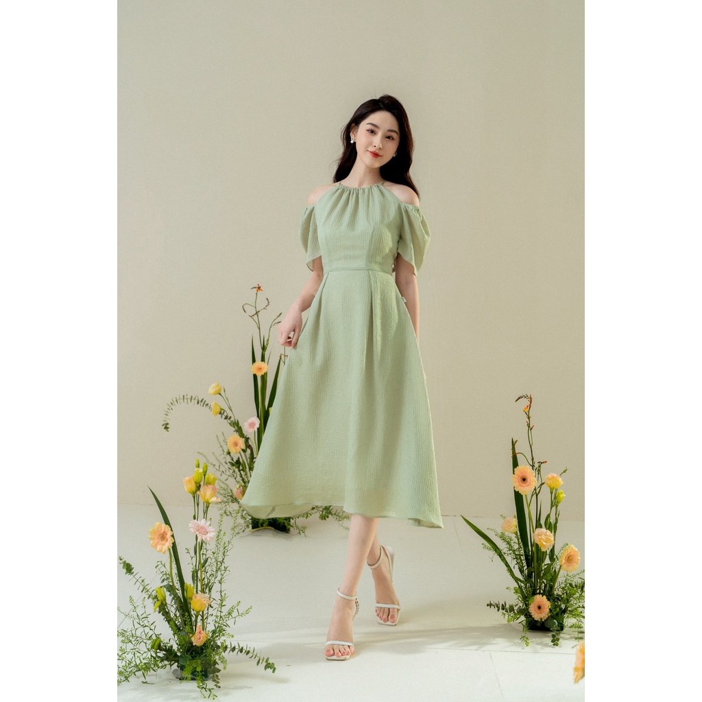 Váy Đầm cổ tròn yếm chun vai TIINSTORE VHN552