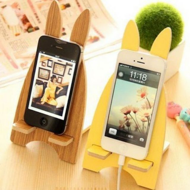 Giá đỡ điện thoại giả gỗ | BigBuy360 - bigbuy360.vn