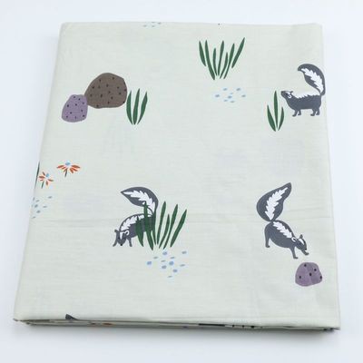 Vải 100% Cotton In Họa Tiết Hoa / Quả Thông Dùng Để May Áo Gối / Váy Ngủ Cho Bé 100x235cm