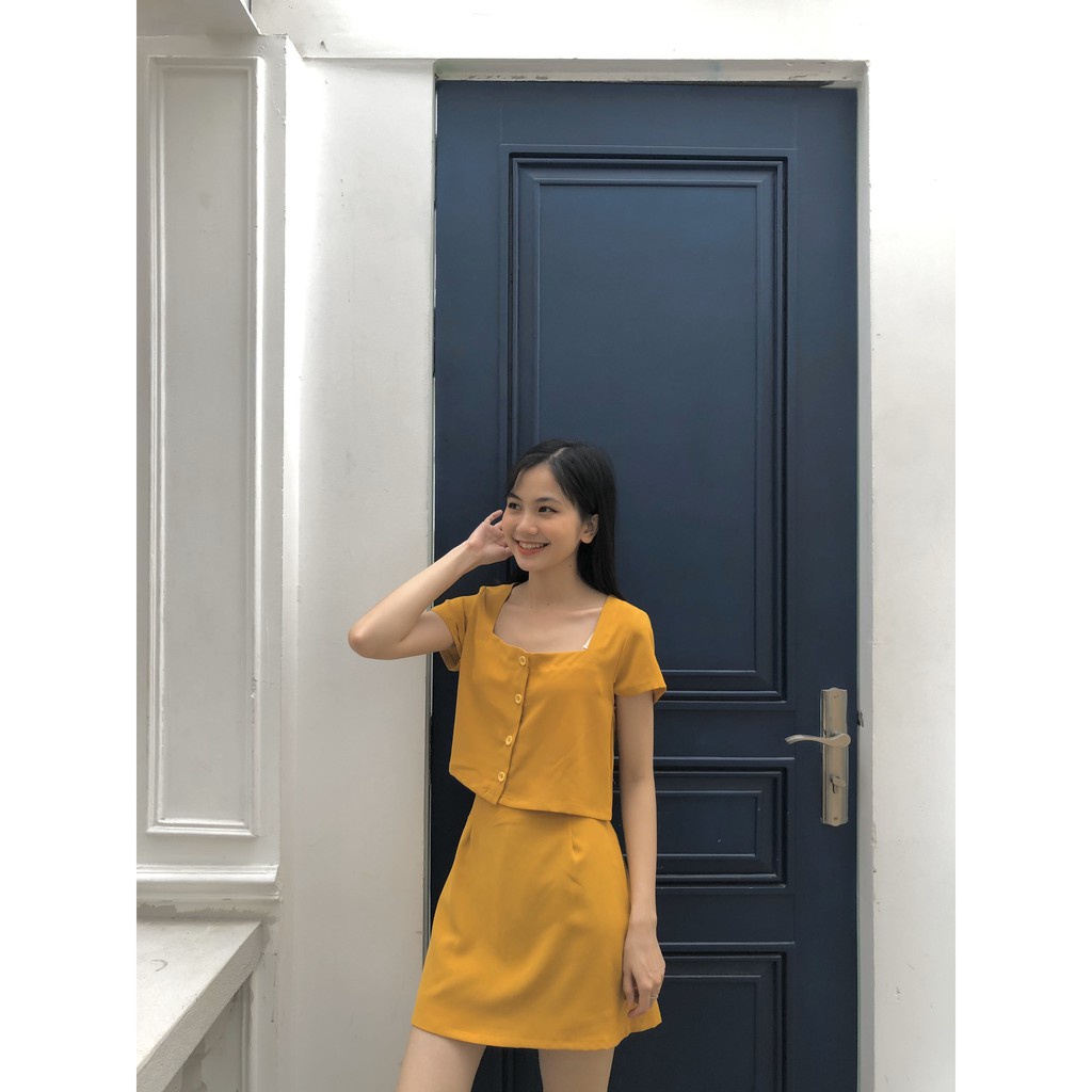 SET BỘ ĐŨI ÁO CROPTOP CÚC PHỐI CHÂN VÁY CHỮ A ULZZANG
