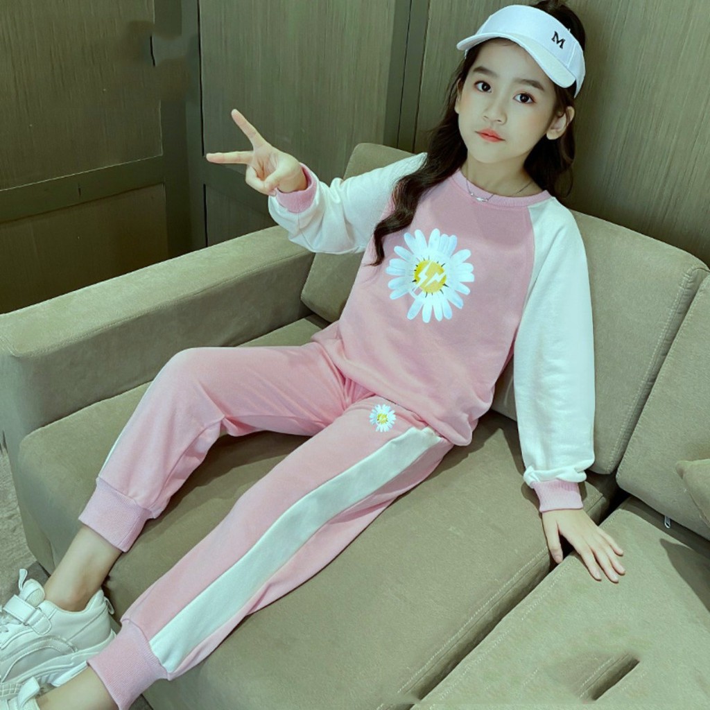 Bộ thun cotton da cá tay dài in hoa cúc ấm áp cho bé gái