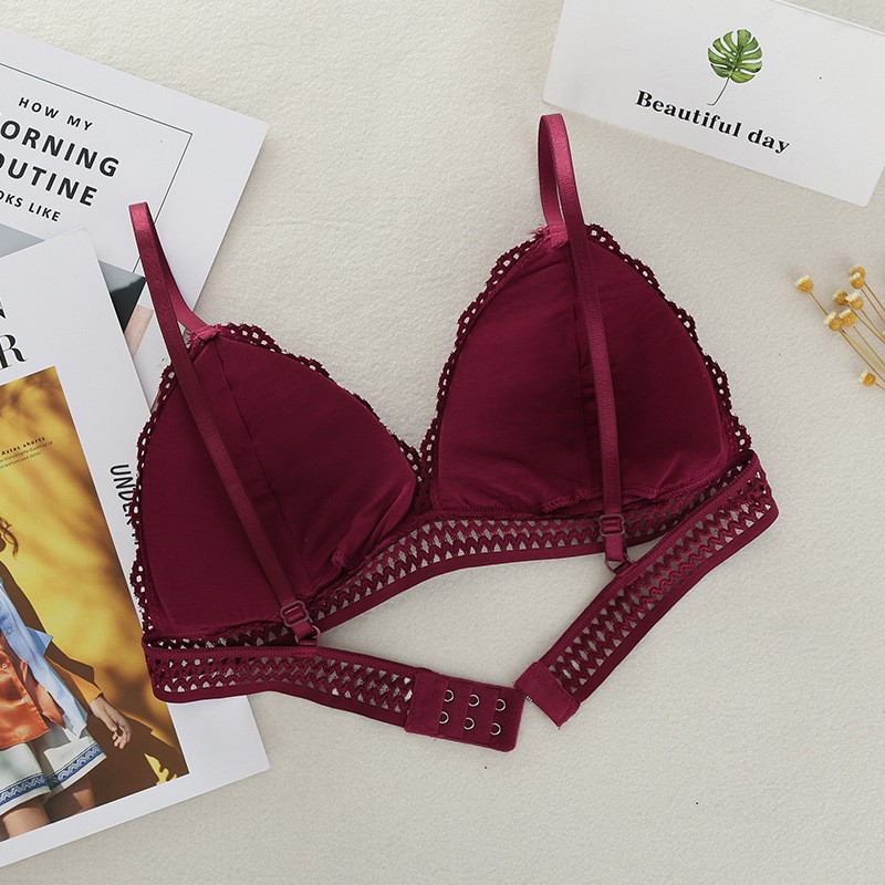 Áo ngực dạng ren có đệm nâng ngực thoải mái