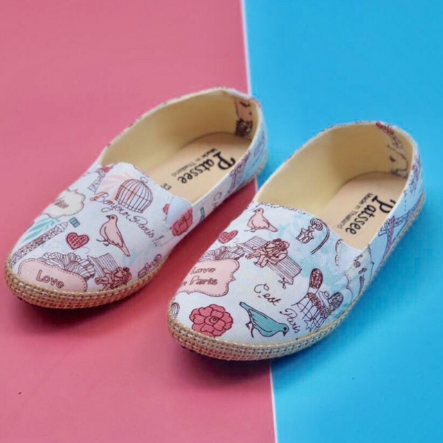 Giày bé gái Thái Lan