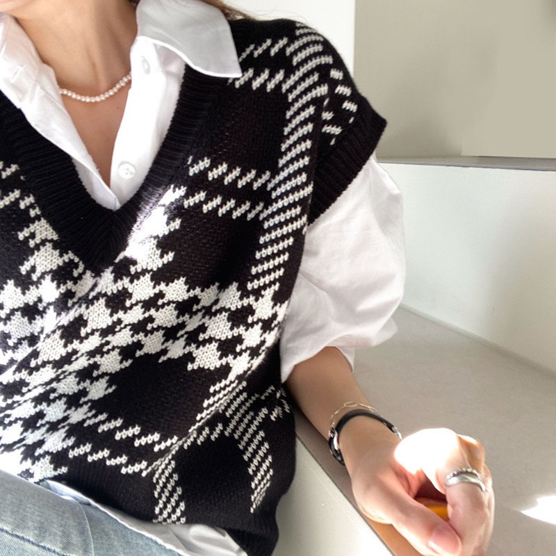 Áo gile len nữ phối màu đen trắng trẻ trung cá tin chất len dày dặn hàng đẹp PANOSI - A106