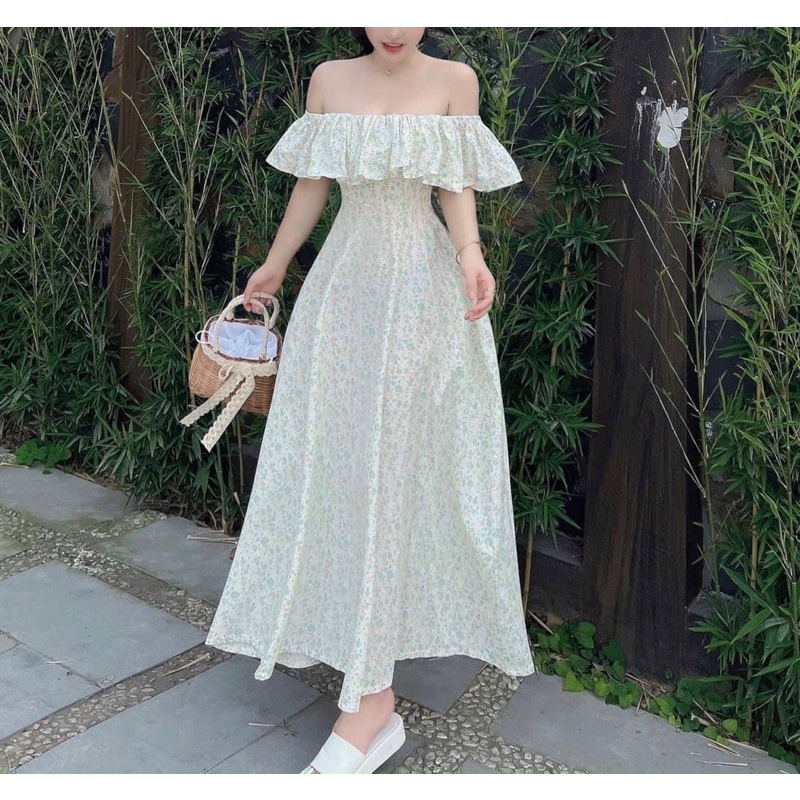 ĐẦM TRỄ VAI HOA