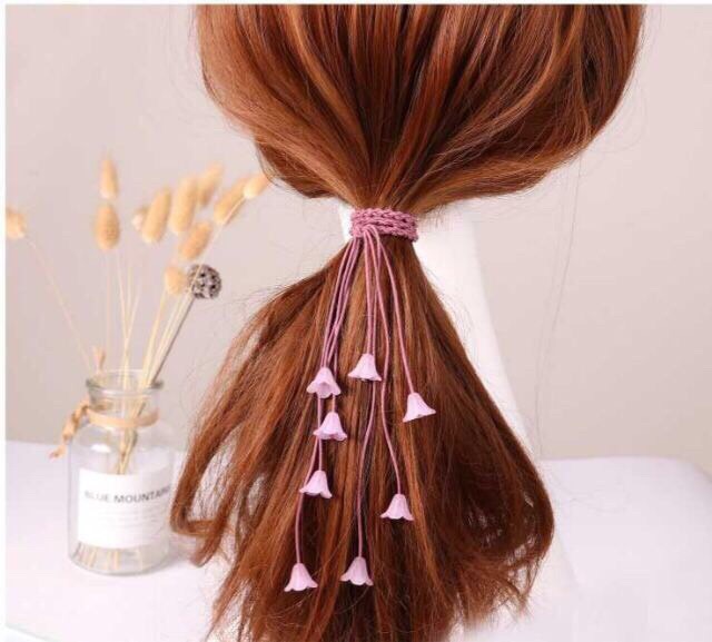 Dây buộc tóc hoa rơi sang chảnh