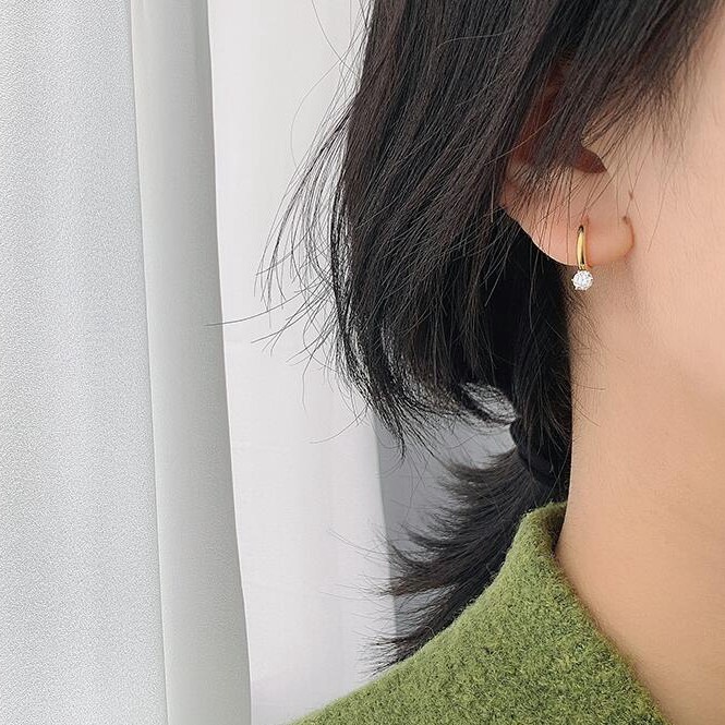 Khuyên Tai Lủng Lẳng Bằng Thép Không Gỉ | Bông Tai Sáu Móng Đính Kim Cương Giả Mini | Bông Tai Bằng Thép Titan Mạ Vàng 18K Thời Trang | Bông Tai Khóa Tròn Thời Trang Đơn Giản