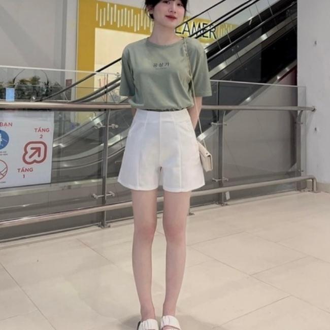 Quần short nữ ống rộng cạp liền, quần short ống loe cạp cao khoá sau vải tuyết mưa cao cấp - Mia Shore M611