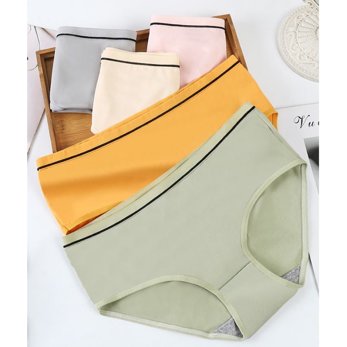 Quần lót nữ organic cotton Kately viền đen, màu trơn basic, thoải mái, nữ tính QL004 | BigBuy360 - bigbuy360.vn