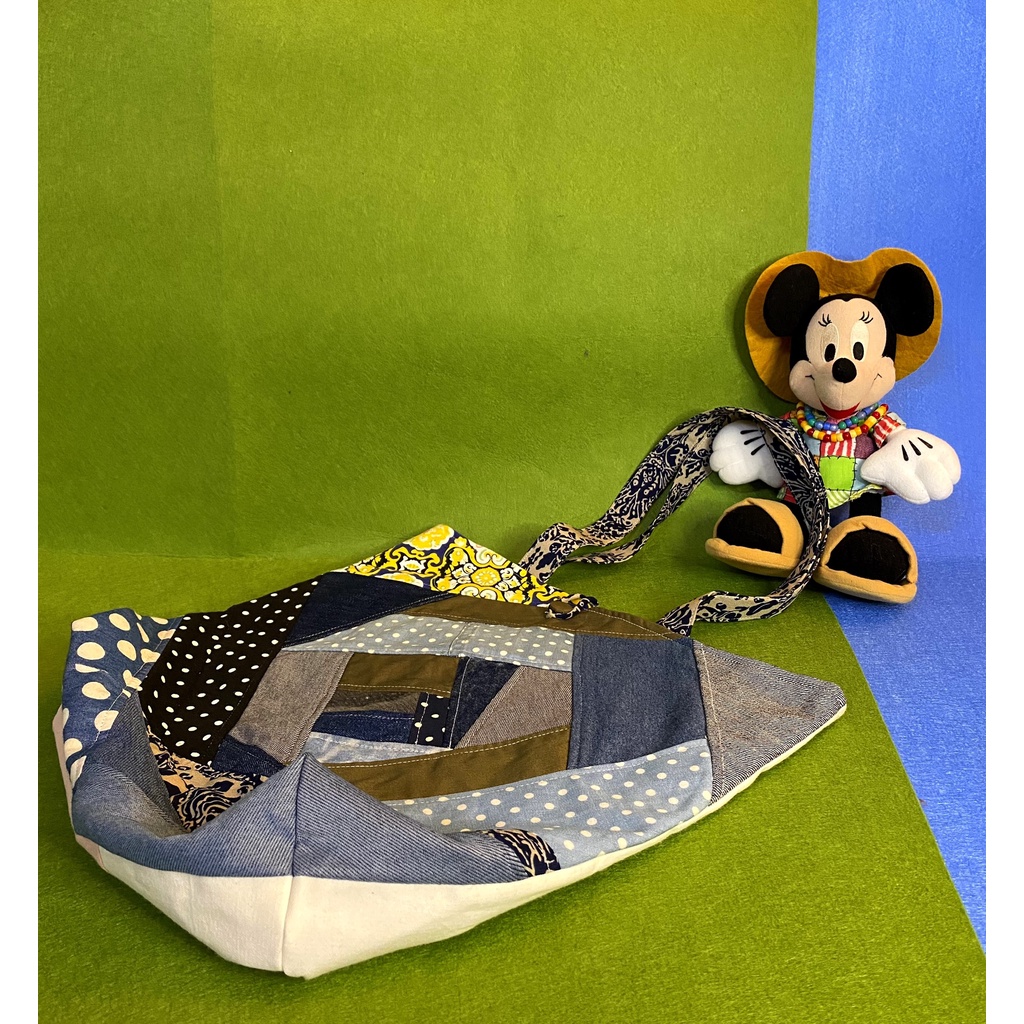 TÚI TOTE HANDMADE TÁI CHẾ TỪ QUẦN JEAN