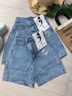 QUẦN SHORT JEANS THÊU HOA CÚC
