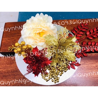set phụ kiện trang trí( k bao gồm bánh và nước)