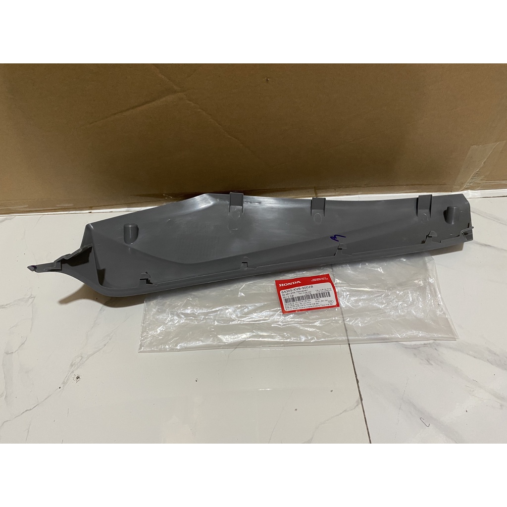 Ốp sàn bên phải HONDA CLICK năm 2006-2010.