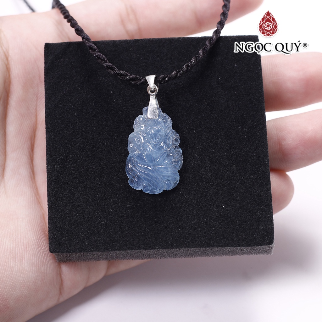 Mặt dây chuyền nữ hoàng hồ ly AQM - Ngọc Quý