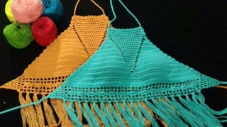Bikini áo móc len