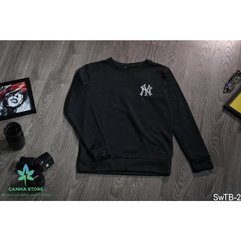 Áo thun sweater đen nam tay dài - Thời trang đường phố Hàn Quốc - Chất liệu vải cao cấp - Ảnh chụp sản phẩm thật