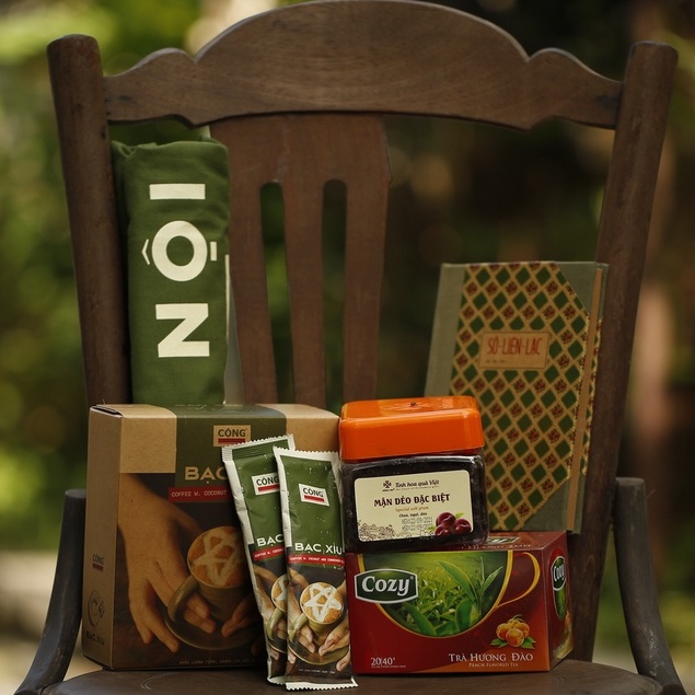 Set quà tặng Tết 2022 - Set Tết Liên Lạc món quà từ Cộng Cà Phê | BigBuy360 - bigbuy360.vn