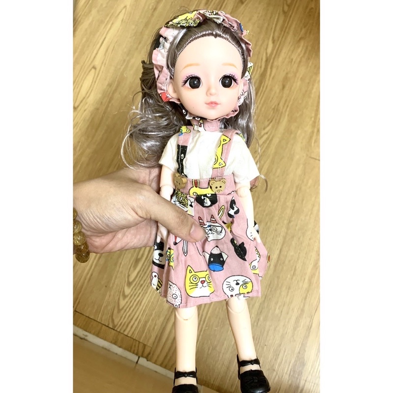 BÚP BÊ CÔNG CHÚA BARBIE LOẠI TO 30cm (mặc trang phục ngẫu nhiên)