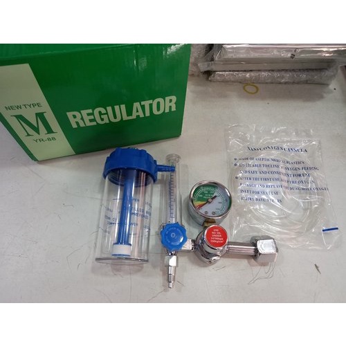 ✅ Đồng Hồ Oxy Y Tế- Regulator YR-88 (Có Bình Tạo Ẩm) -VT0342