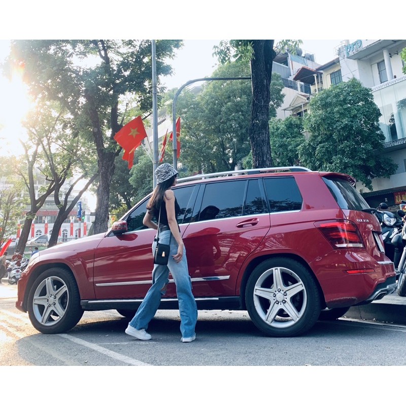 Quần jean rách ống suông nữ cá tính