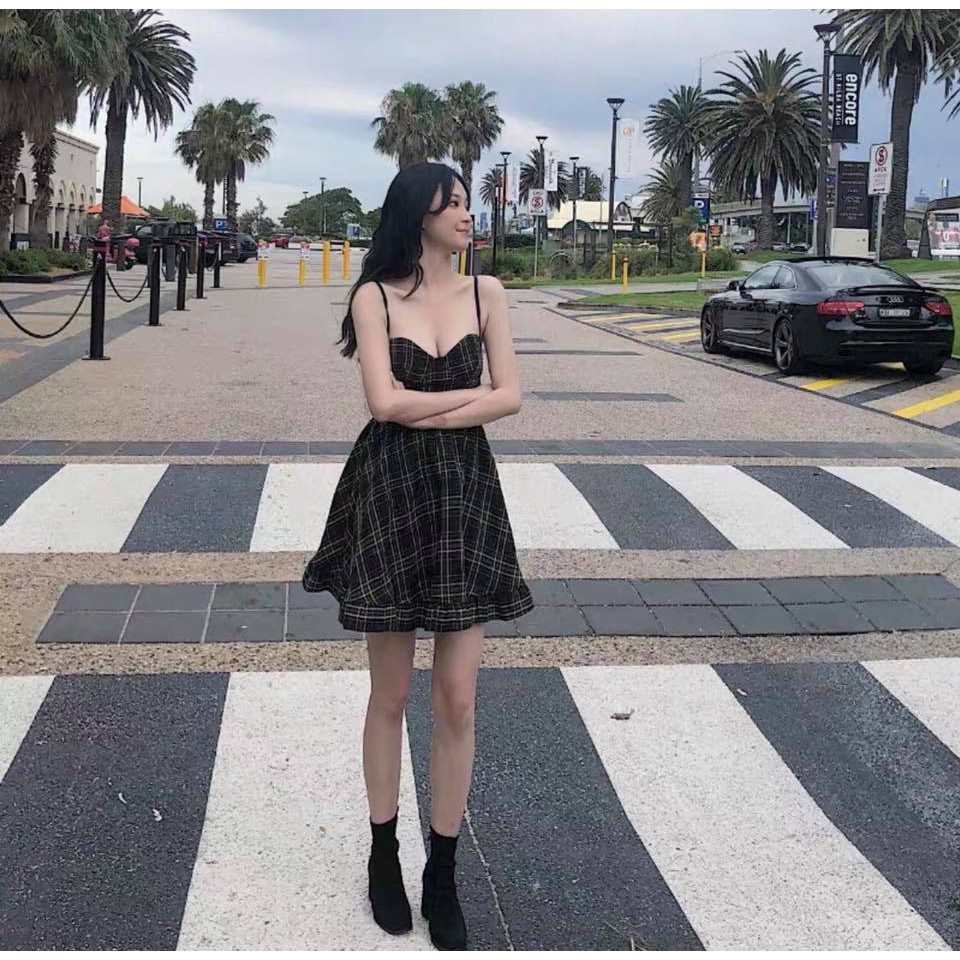 Đầm hai dây caro siêu xinh