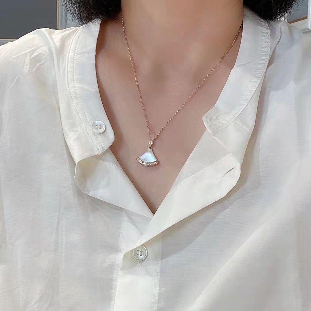 Vòng cổ Mặt Hình Quạt Bằng Đồng Trắng Phong Cách Retro|Mặt Vòng cổ Hình Chiếc Váy Nhỏ Nhắn Xinh Xắn|Vòng cổ Thời Trang Xinh Xắn Cá Tính