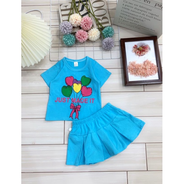 Bộ Bé Gái Áo Cộc Tay Chân Váy Kèm Chíp Cotton 4 Chiều 10-24kg XK