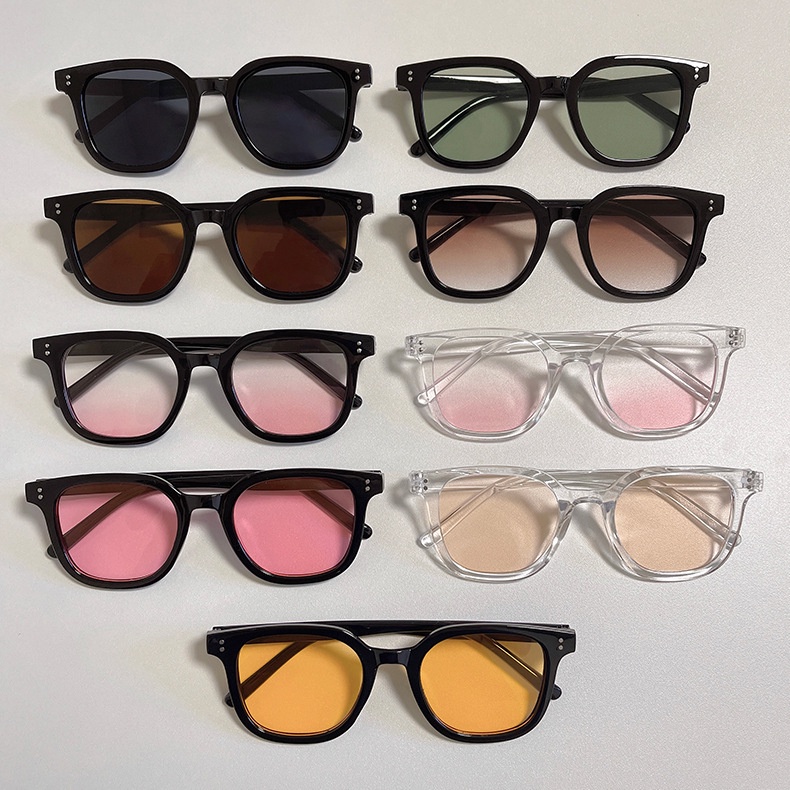 Kính Mát Chống Nắng Gọng Đen Tròng Màu Nâu Gradient Thời Trang 2022 Cho Nữ