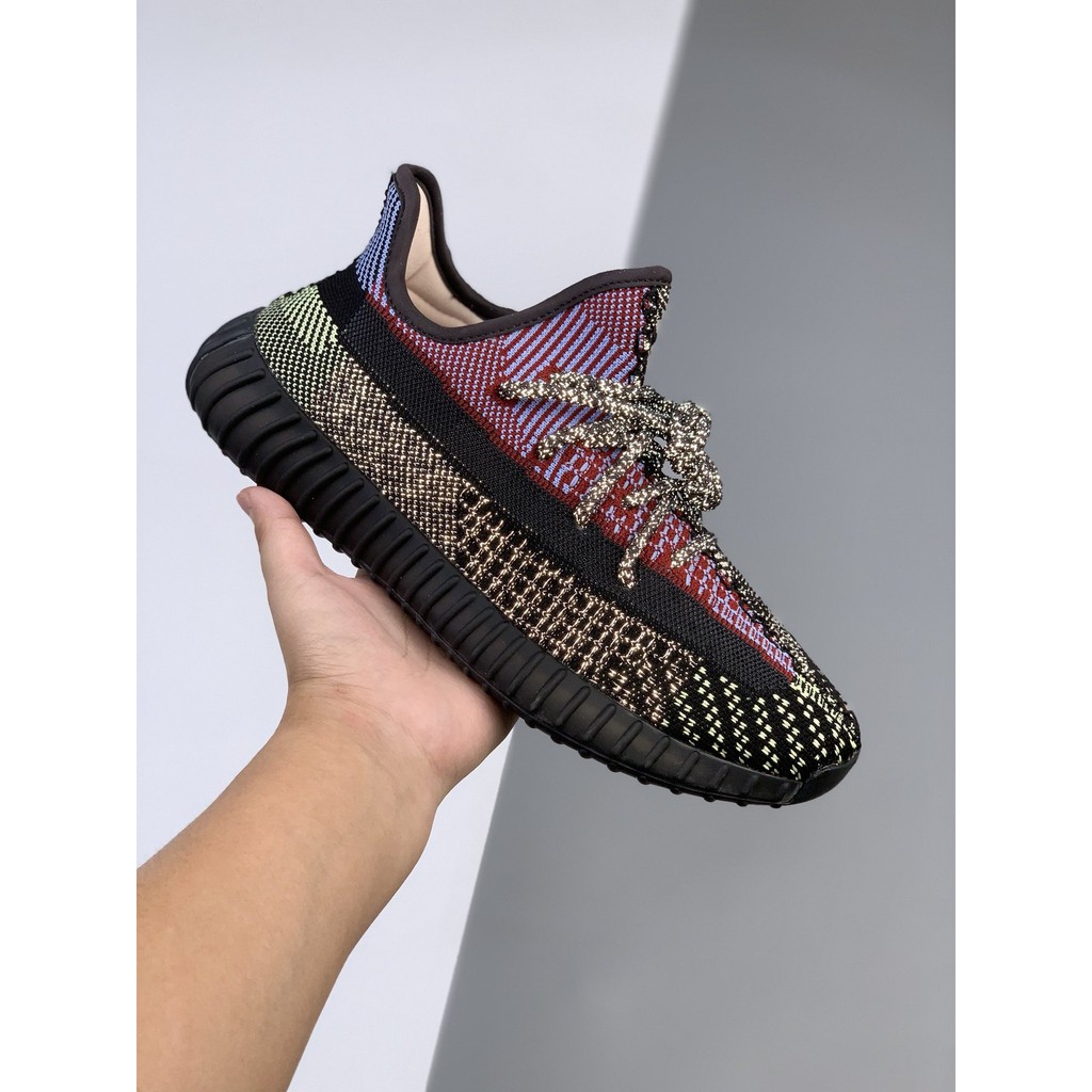 Giày Thể Thao Màu Đen Yeezy Boost 350v2 Size 36-45