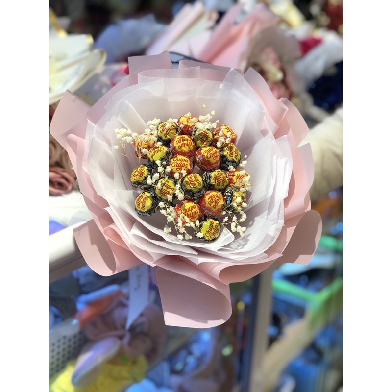 Bó hoa kẹo mút màu hồng 55k