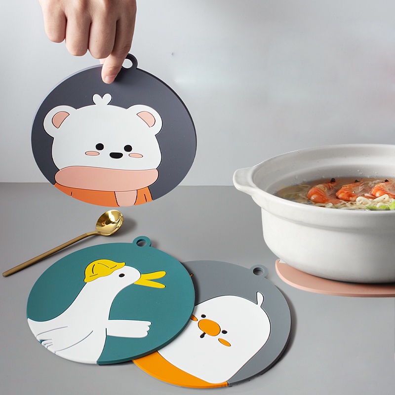 Miếng Lót Bàn Ăn Bằng Cao Su Dày Cách Nhiệt Chống Bỏng Hình Hoạt Hình Dễ Thương Cho Nhà Bếp