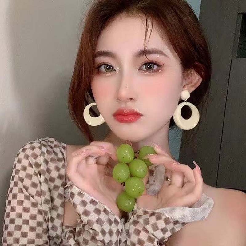 Bông Tai Mạ Bạc 925 Hình Tròn Cỡ Lớn Phong Cách Retro Hong Kong Thời Trang