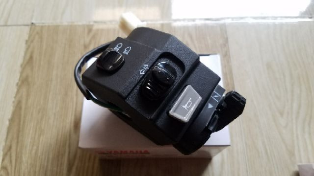 Cùm công tắc sirius 110 xăng cơ chính hãng