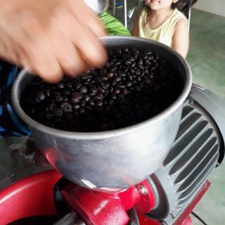 1 kg Cafê nguyên chất 100%. Nhà   làm .
