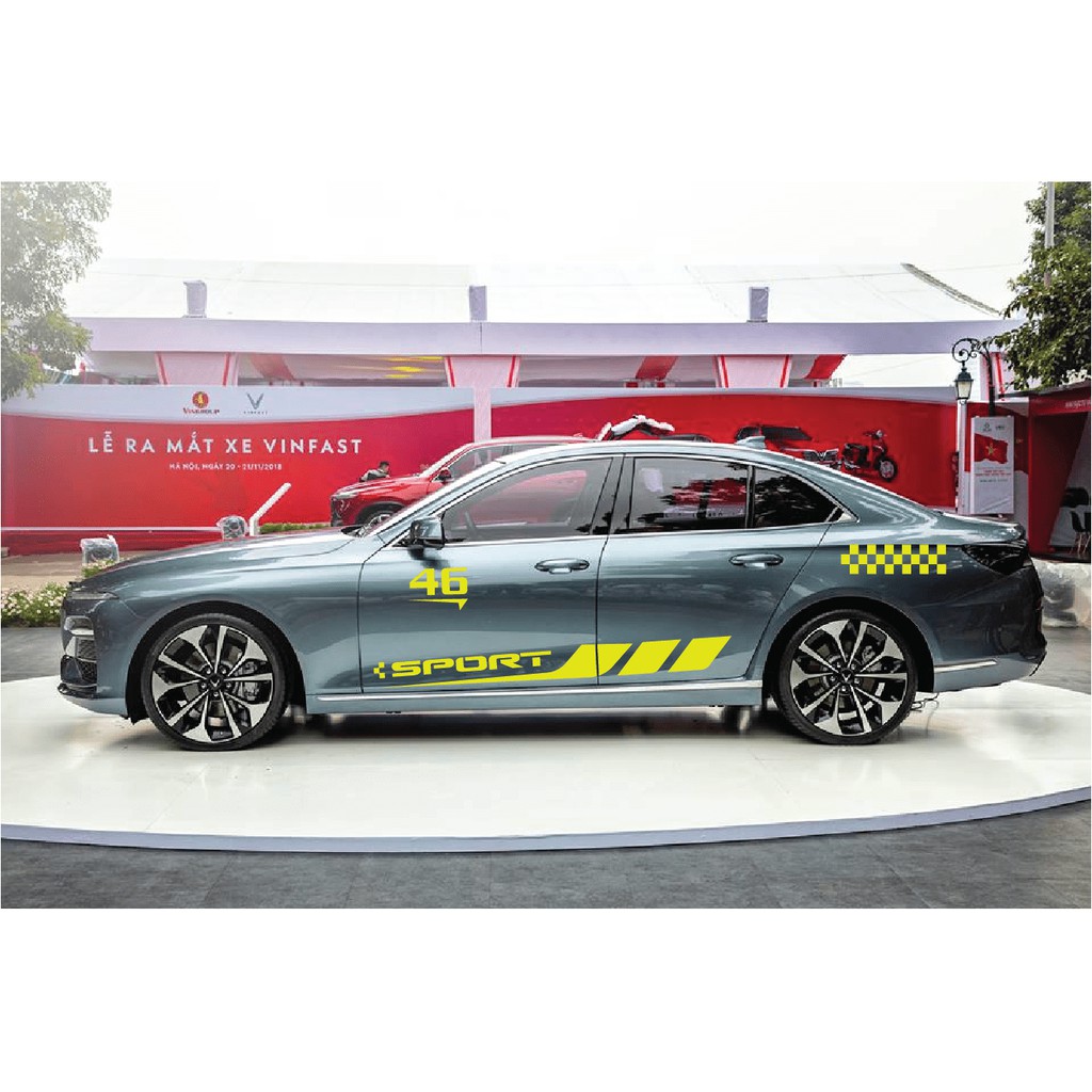 Tem  xe Vinfast Lux A2.0 khiểu dáng thể thao-decal Vinfast Lux A2.0