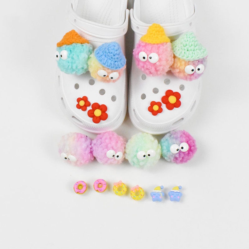 Bộ Phụ Kiện Làm Phụ Kiện Giày Dép Crocs Jibbitz Đính Bóng Lông/Bánh Donut Dễ Thương DIY