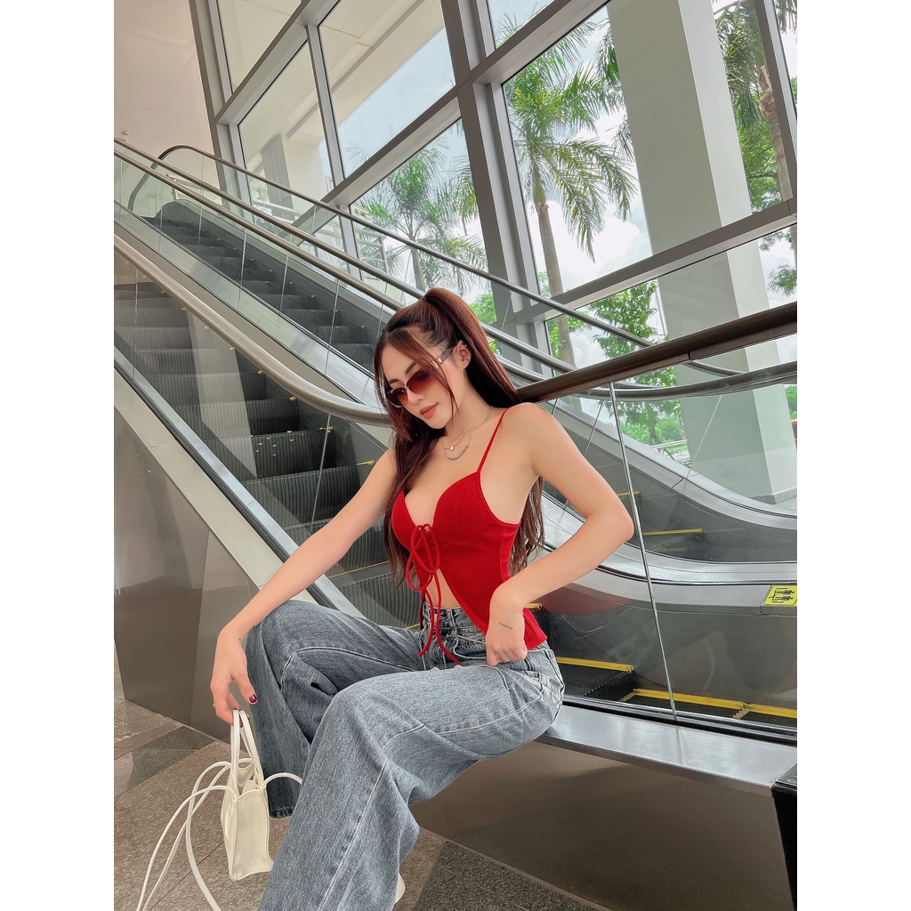 Áo 2 Dây Đan Cut Xẻ Táo Bạo LSEOUL A2562 Chất Thun Co Dãn Gợi Cảm Quyến Rũ Trẻ Trung Năng Động