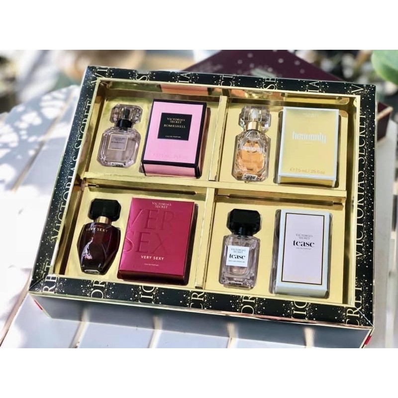 Set 4 chai nước hoa của Victoria secret .