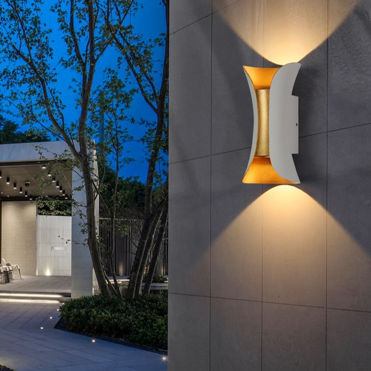 Đèn tường LED ZUAKE trang trí nội thất sang trọng, hiện đại.