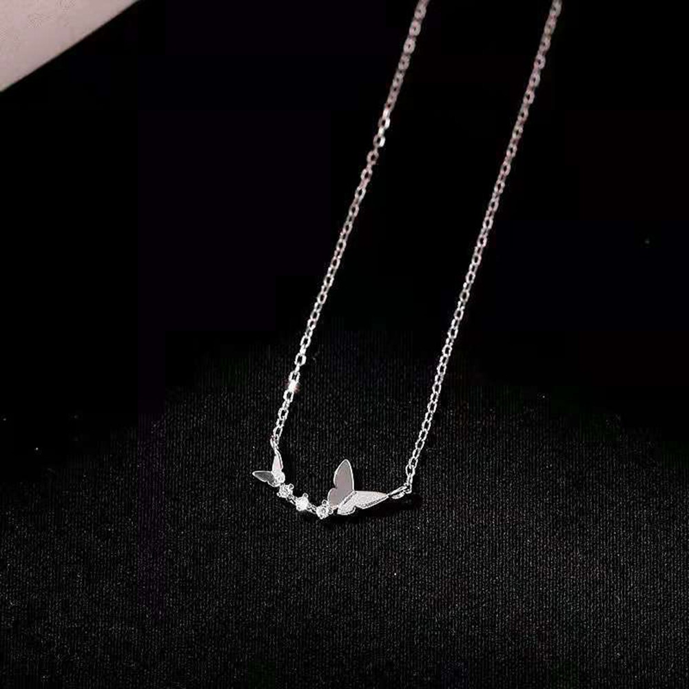 Vòng cổ Sợi Xích Mặt Hình Bướm Đính Đá Đơn Giản Cho Nữ