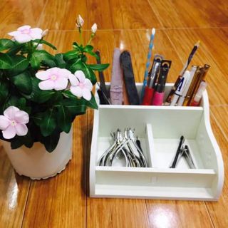 Kệ để dụng cụ làm nail