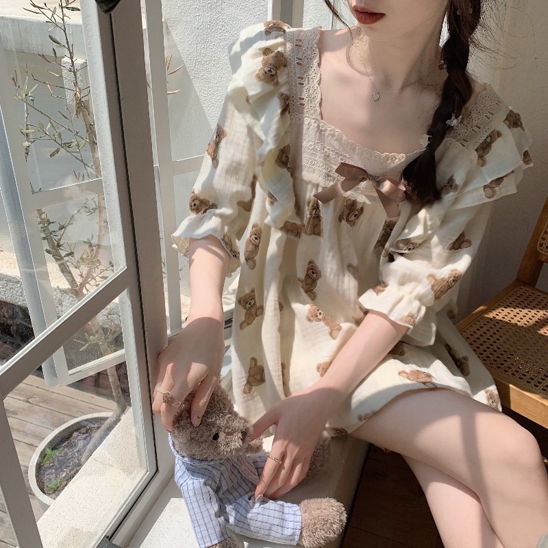 Bộ Ngủ Cộc Tay Gấu Nâu Phối Viền Ren Đính Nơ