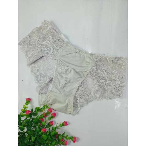 Quần lót ren dành cho nam