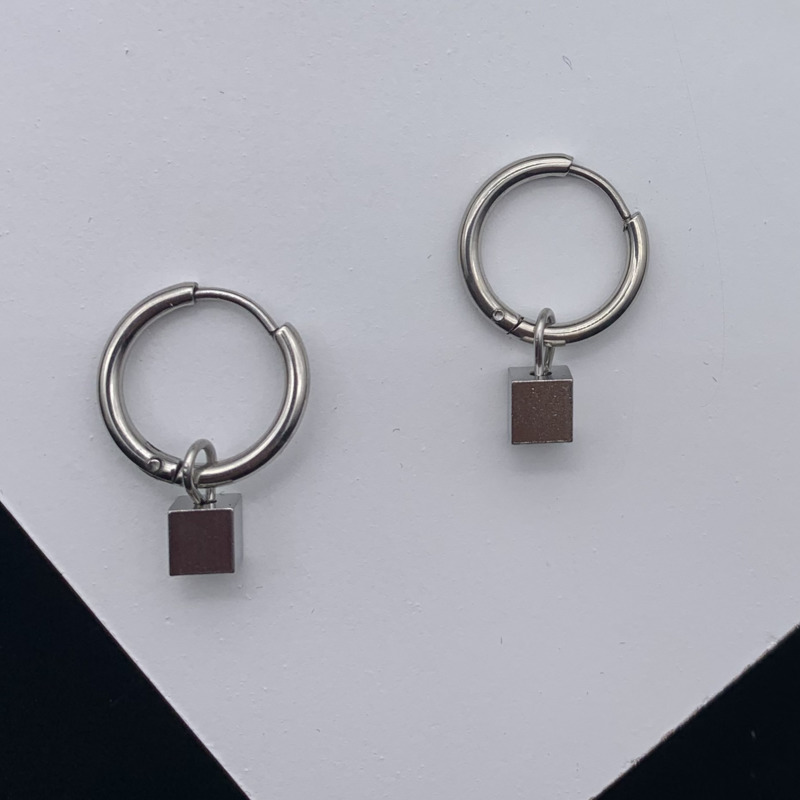 Bông tai dạng kẹp 22632 hình vuông kiểu tương phản không cần xỏ lỗ cho nam và nữ