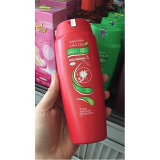 Dầu gội dược liệu