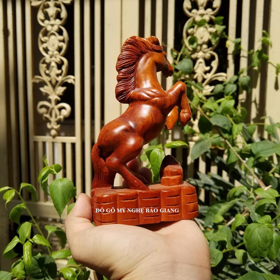[GIARE] Tượng con ngựa gỗ hương 15 cm
