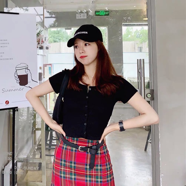 ÁO CROPTOP NÚT NGỰC