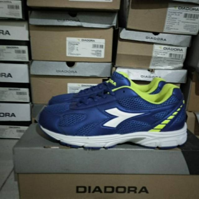 Diadora Giày Thể Thao Chạy Bộ In Hình Conan Độc Đáo